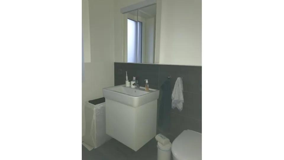 3½ ZIMMER-DACHWOHNUNG IN KERZERS (FR), MÖBLIERT, TEMPORÄR