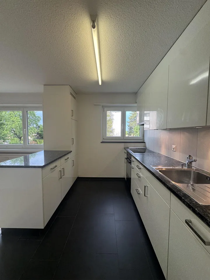 Appartamento accogliente di 2,5 locali con balcone a Wittenbach