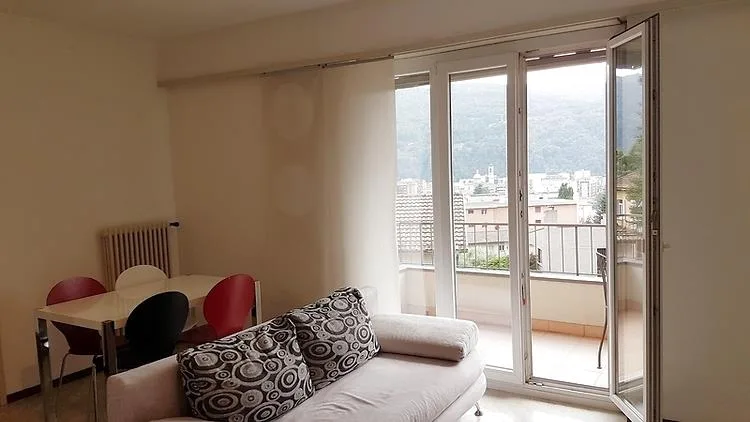 1½ ZI-WOHNUNG IN VACALLO (TI), MÖBLIERT