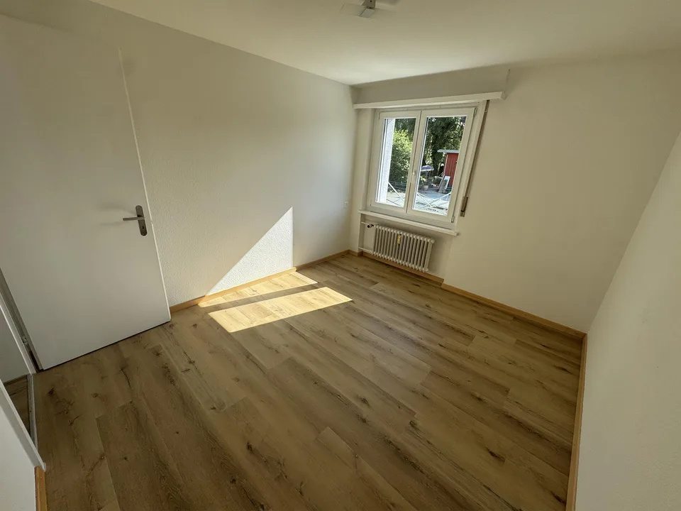 4 Zimmerwohnung mit Balkon an ruhiger Lage