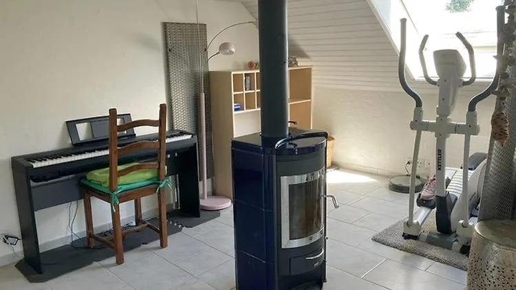 2½ ZIMMER-DACHWOHNUNG IN DIELSDORF (ZH), MÖBLIERT, TEMPORÄR