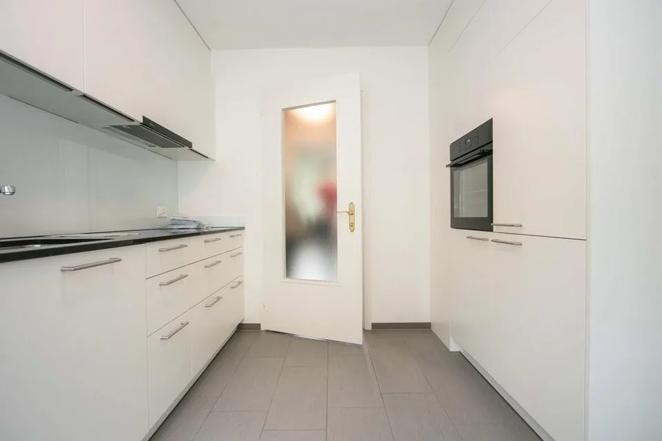 Appartamento con area di seduta privata vicino al centro città in affitto