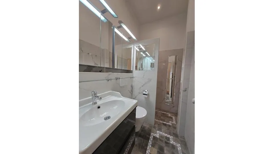 APPARTEMENT 2½ PIÈCES À MONTREUX (VD), MEUBLÉ – Foto 19 von 20
