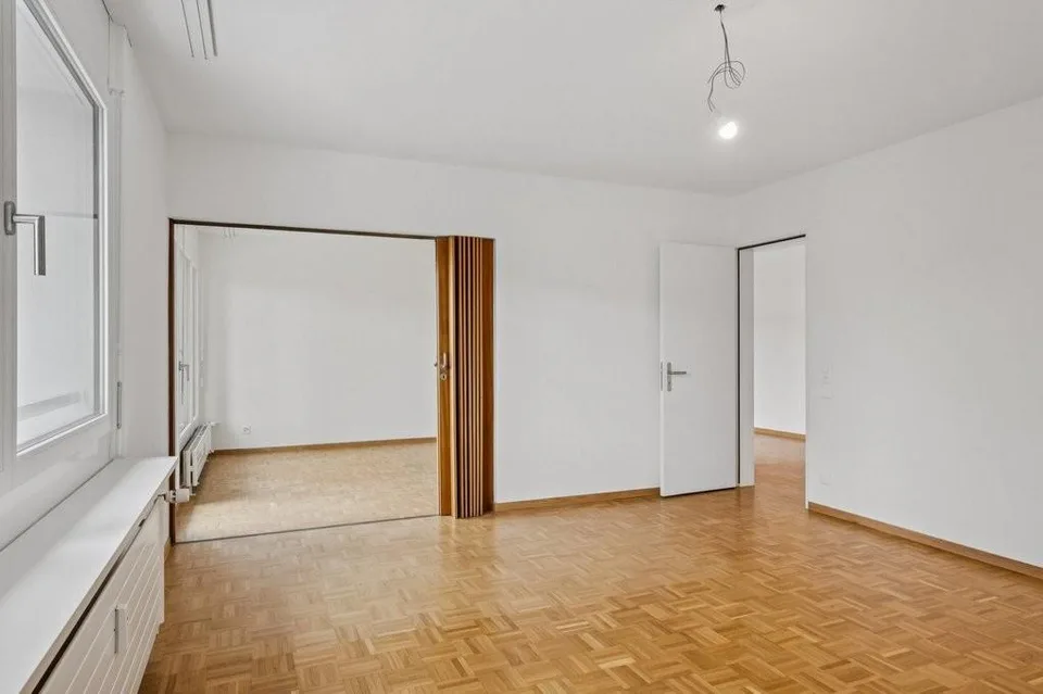 Frisch sanierte 2-Zimmerwohnung an ruhiger Lage in Riehen