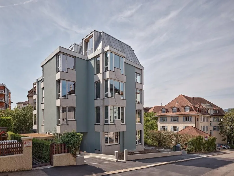 3.5-Zimmer-Attikawohnung in Zürich an ruhiger Lage zu vermieten