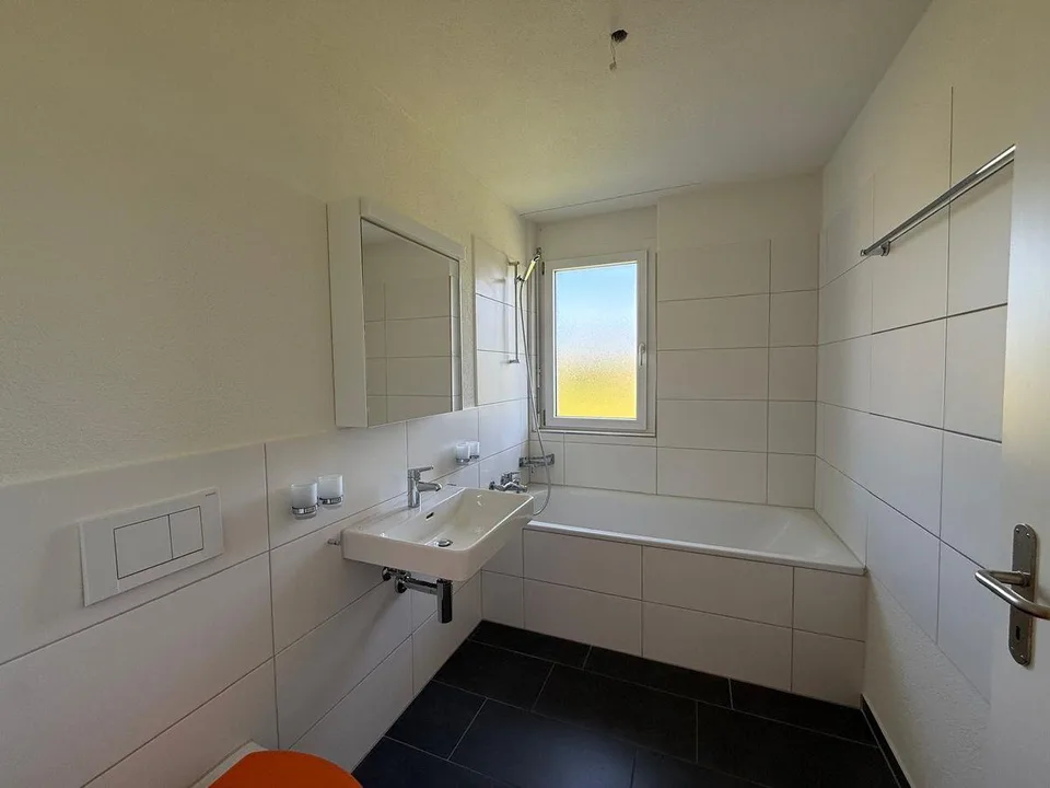 5737 Oberkulm | MODERN MIT GROSSEM BALKON, WEITSICHT UND LIFT