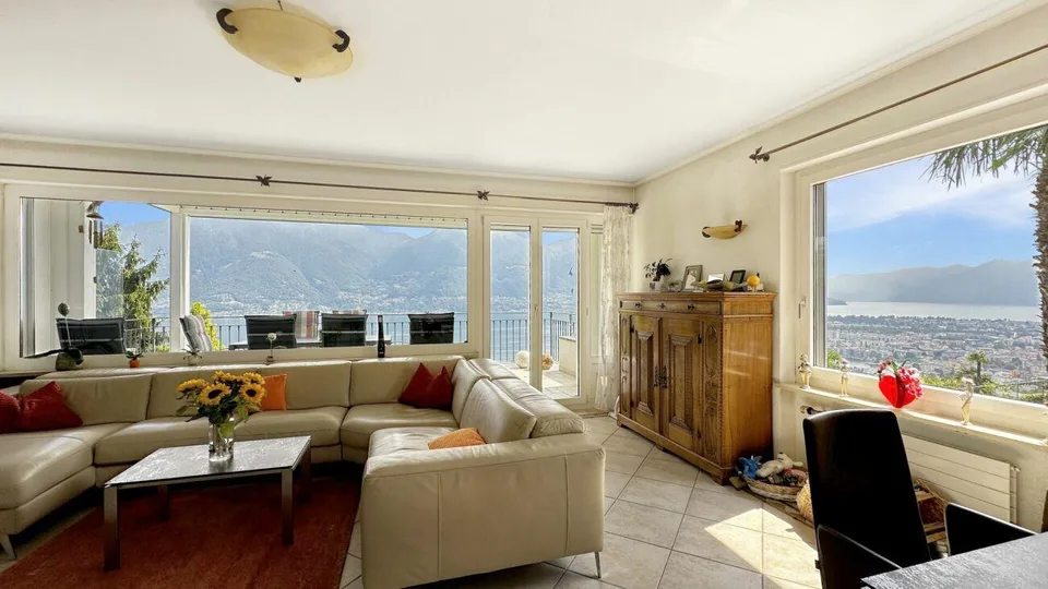 Brione sopra Minusio - Villa mit 3 Wohnungen