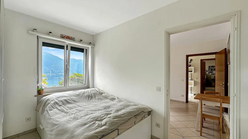 Brione sopra Minusio - Villa mit 3 Wohnungen – foto 9 di 21