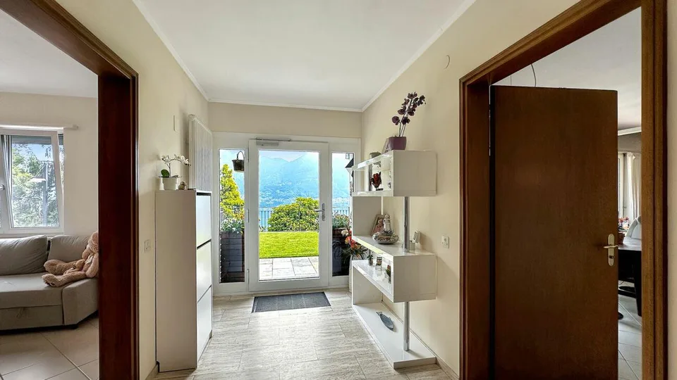Brione sopra Minusio - Villa mit 3 Wohnungen – foto 12 di 21