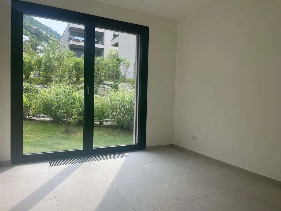 Gordola- stupendo 4.5 con giardino – foto 9 di 13