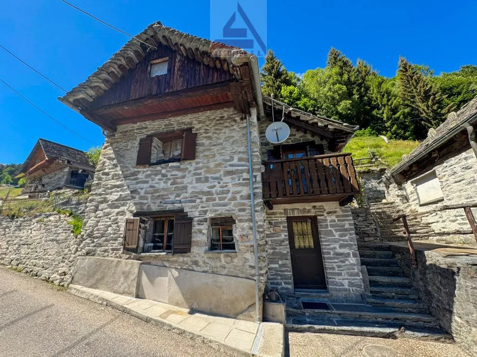 Ein Rückzugsort in den Bergen / Un rifugio tra le montagne