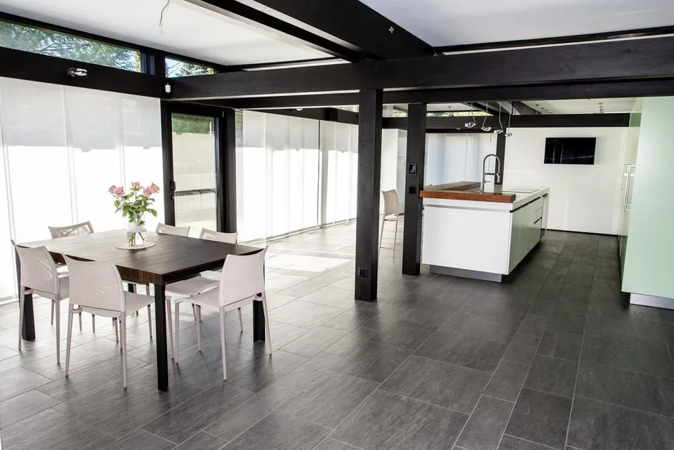 12 Zimmer Villa in Carona – Foto 13 von 21