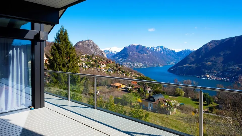 12 Zimmer Villa in Carona – Foto 9 von 21