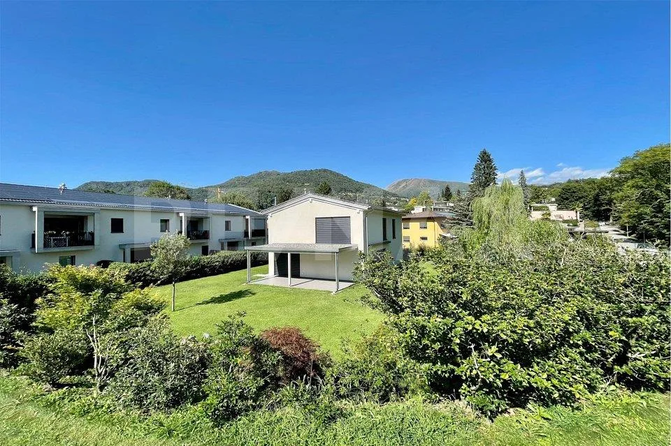 Villetta moderna con grande giardino - Anche come residenza secondaria