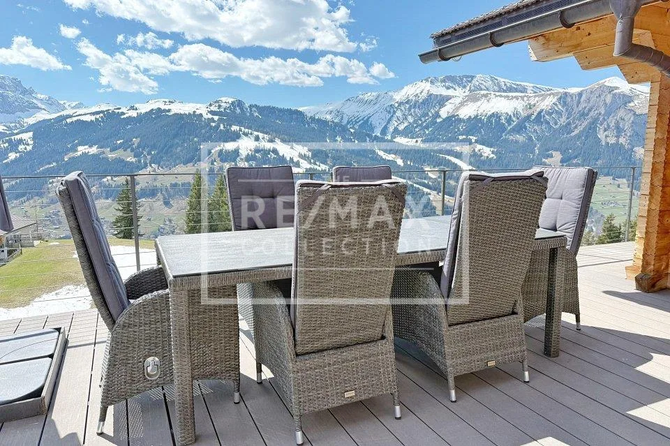 Exklusives Wohnen mit einzigartigem Panorama - eine magische Perle ...