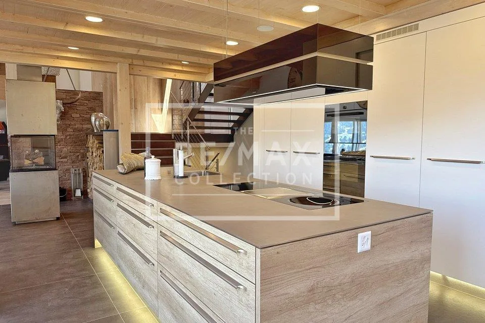 Exklusives Wohnen mit einzigartigem Panorama - eine magische Perle in stilvoller Architektur – Foto 11 von 13