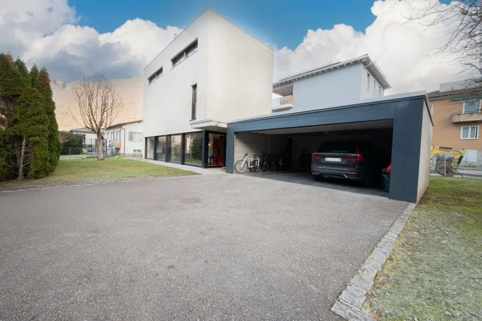 Moderne und helle Villa in ruhiger Wohnlage – Foto 13 von 13