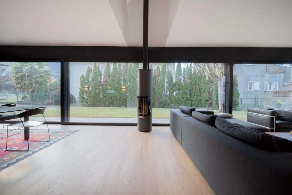 Moderne und helle Villa in ruhiger Wohnlage