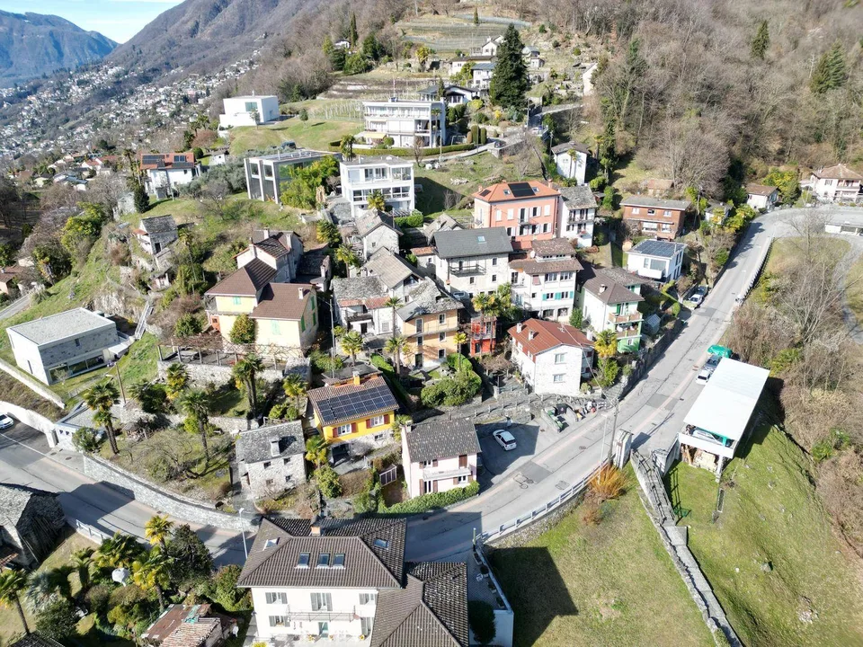 Casa a schiera ristrutturata di 3.5 locali con camino, balcone e pa... – Foto 11 von 11
