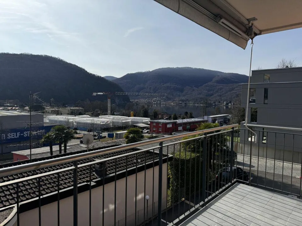 3.5 PIÈCES AVEC BALCON · CLÉS EN MAIN DÈS MAINTENANT ! VUE SUR LE LAC – photo 11 sur 21