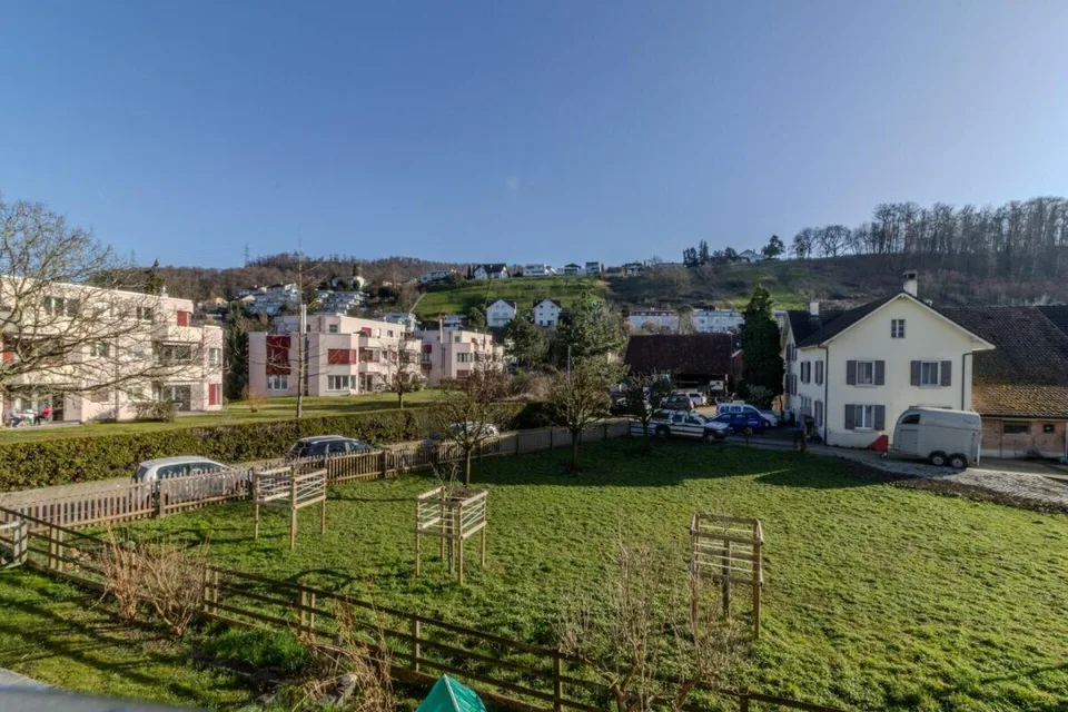 Gemütliche 3 Z' Wohnung mit schönem Ausblick ins Grüne an ruhiger Lage