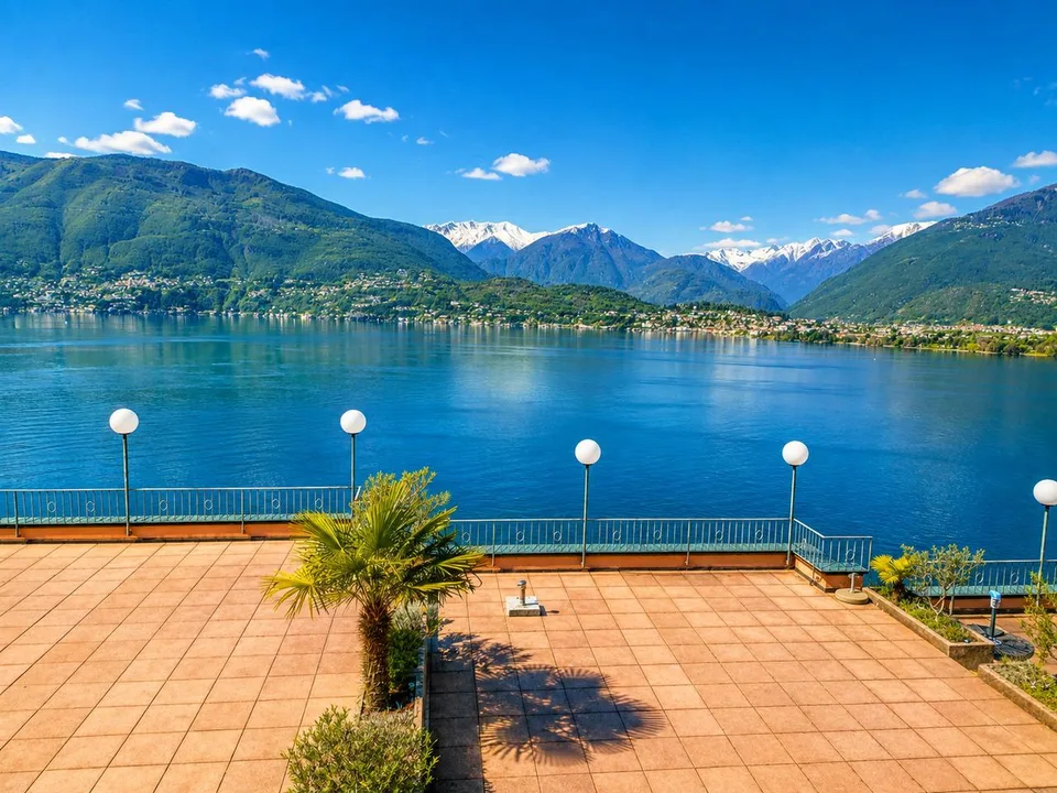 Mediterrane Ferienwohnung mit Seeblick und Aussenpool – Foto 14 von 33