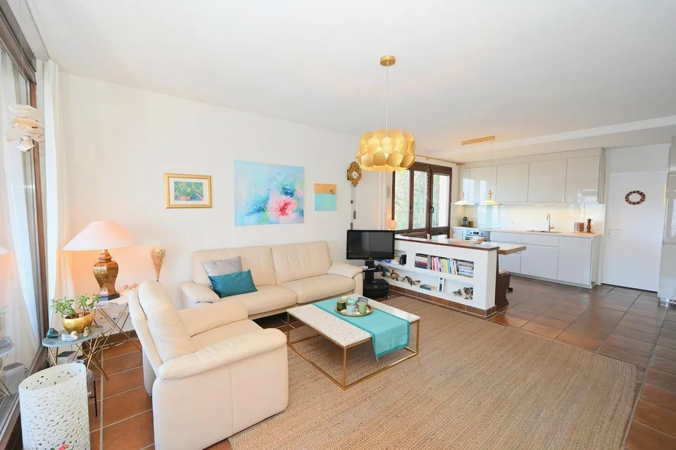 Mediterrane Ferienwohnung mit Seeblick und Aussenpool – Foto 7 von 33