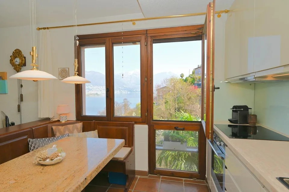 Mediterrane Ferienwohnung mit Seeblick und Aussenpool – Foto 9 von 33