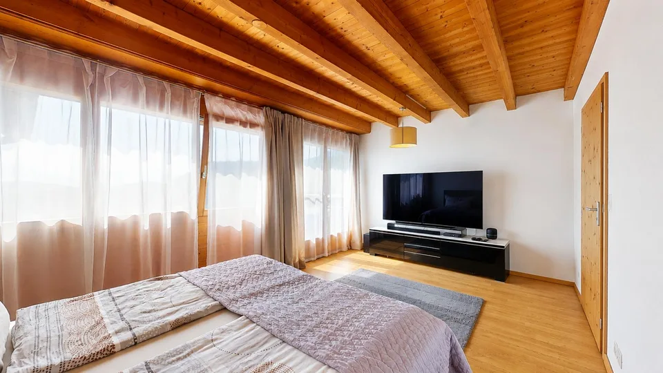 Esclusiva casa a schiera di 6,5 locali in una posizione tranquilla a Eichberg