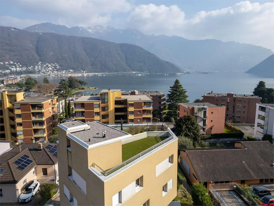 Melide -  moderno 4.5 loc. con vista lago e roof-top