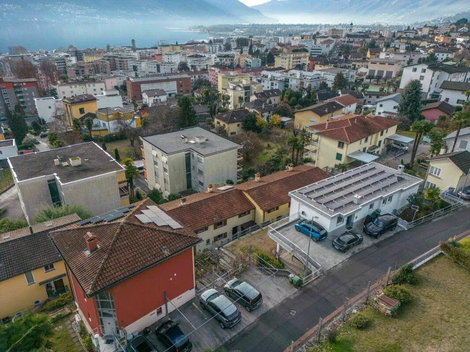 MINUSIO - ZU VERKAUFEN 4.5 ZIMMER-REIHENHAUS MIT PRIVATEM GARTEN