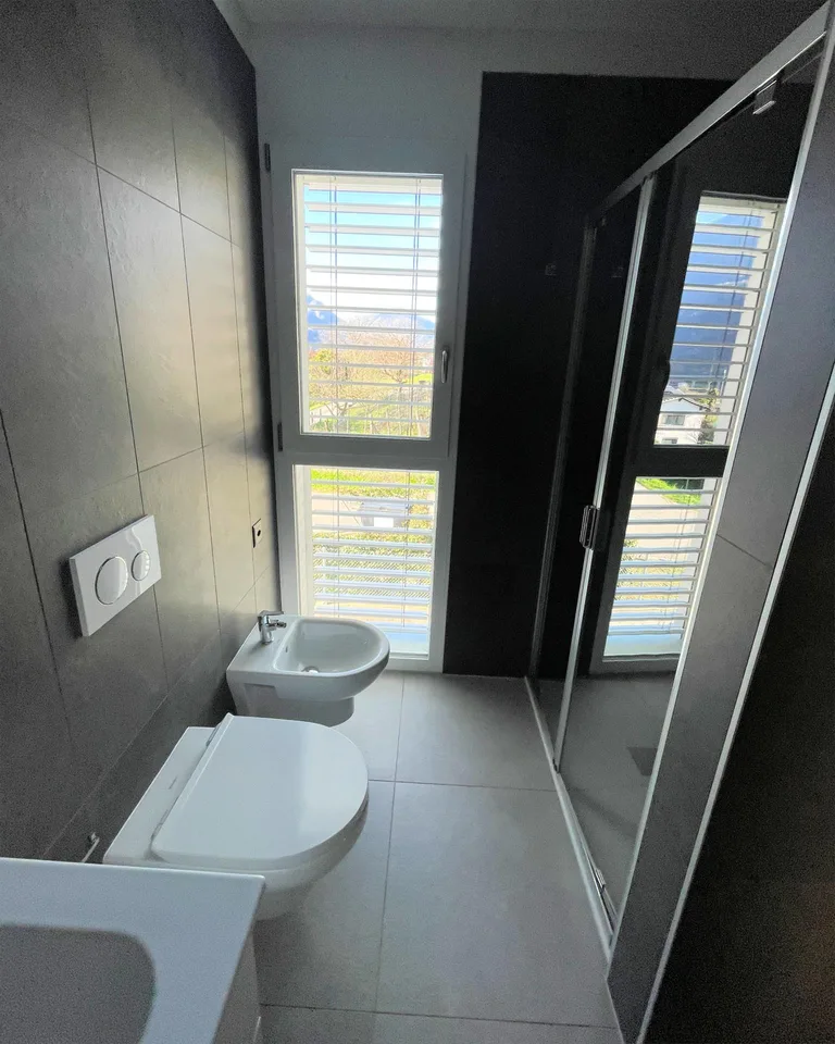 Nuovo appartamento in elegante residenza in zona comoda e tranquilla – photo 9 sur 13