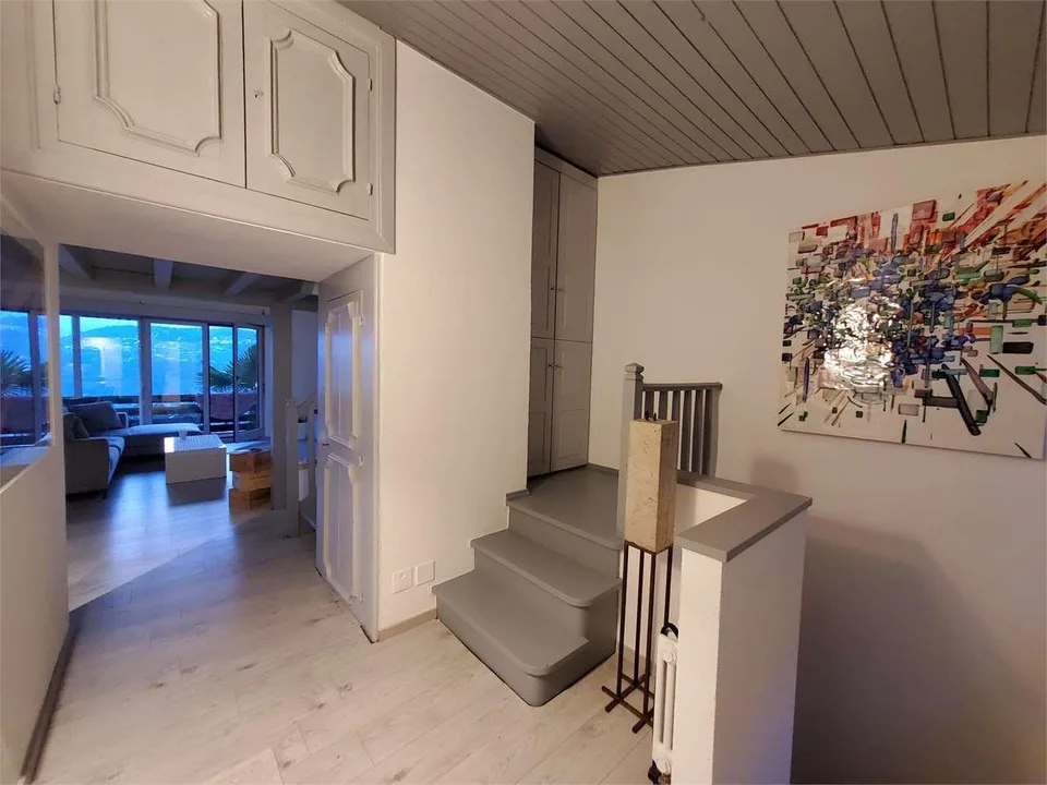 Maison élégante avec vue panoramique