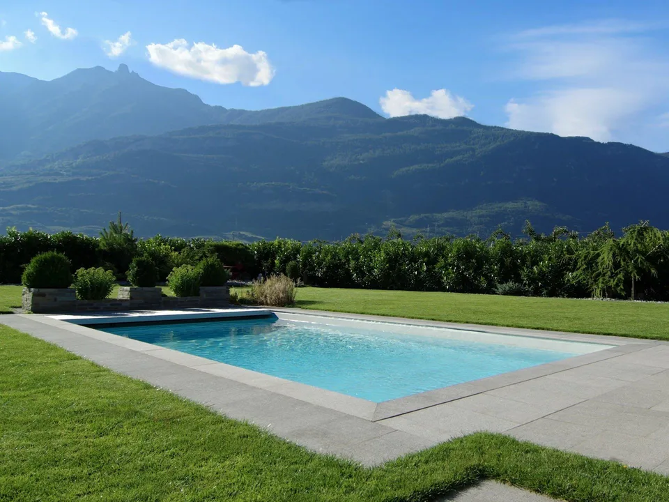 Villa contemporanea con piscina a Fully! – foto 8 di 13