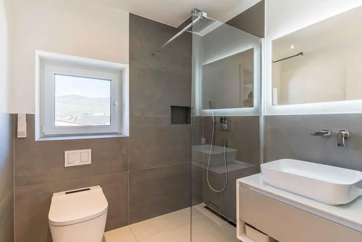 KERNSANIERTES 6.5 ZIMMER EINFAMILIENHAUS AN SMARTER LAGE – Foto 7 von 8