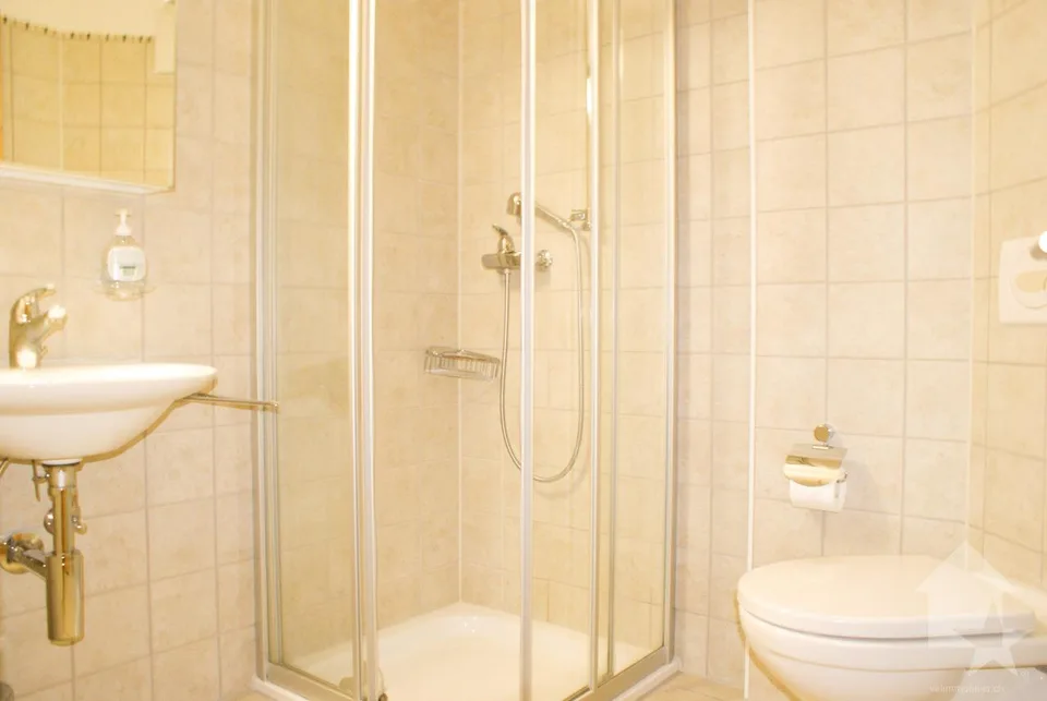 Wunderschöne Penthouse-Wohnung mit atemberaubendem Seeblick! – Foto 9 von 25