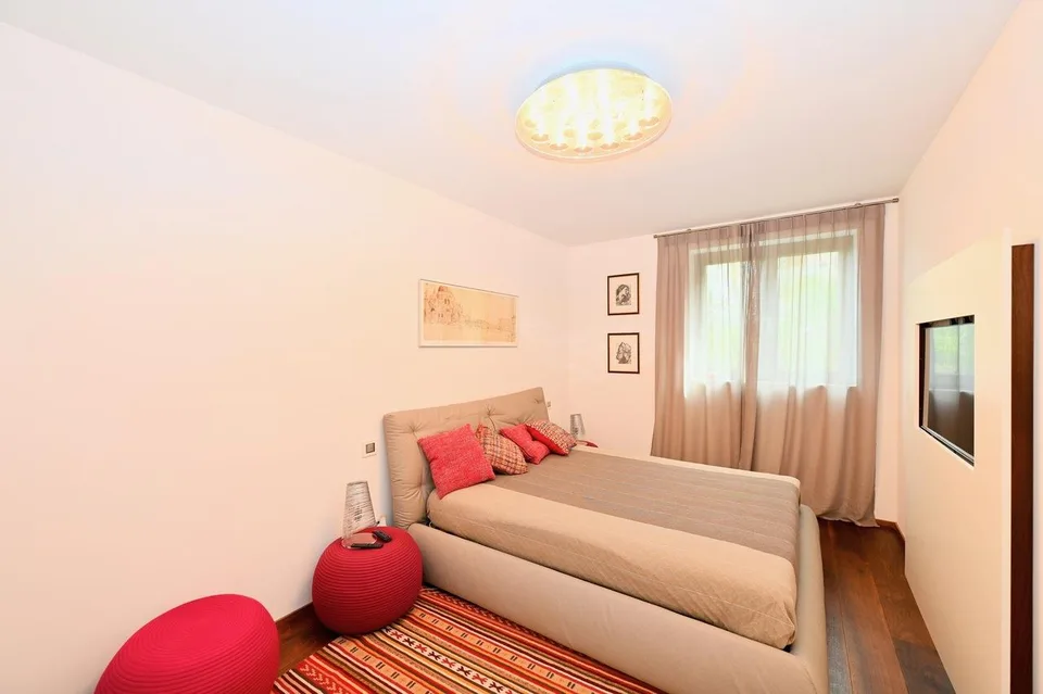 Lusso, Comfort e Vista Lago: Raffinato 4.5 Locali a Paradiso – photo 14 sur 21
