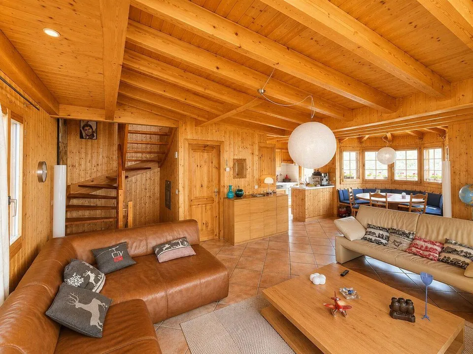 Affascinante chalet di 4.5 locali con spa – foto 6 di 12