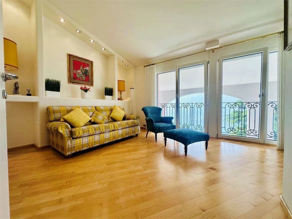 RUVIGLIANA - Duplex 4.5 con magnifica vista lago – foto 11 di 13