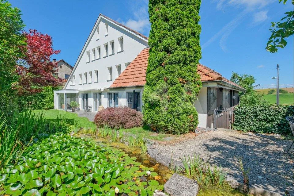 5.5 Zimmer-Einfamilienhaus an idyllischer Lage mit Raum für eigene ... – photo 13 of 13