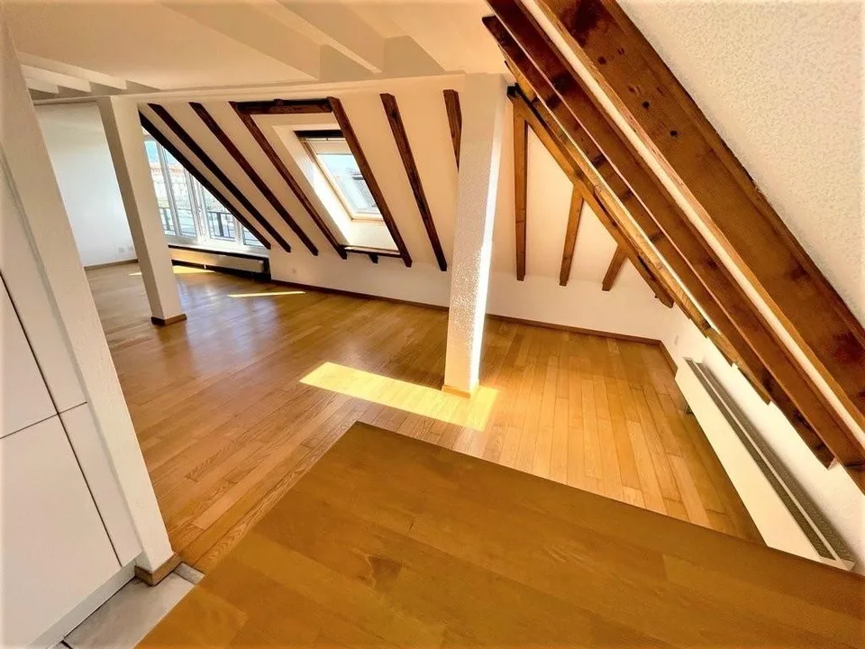 Attic - Champel - Russian Church