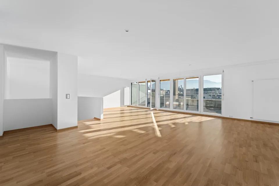 Eccezionale: attico ristrutturato di 236 m2 con rooftop!