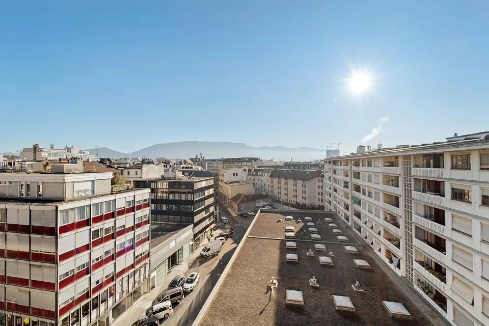 Eccezionale: attico in duplex ristrutturato di 236 m2 con rooftop! – foto 12 di 13