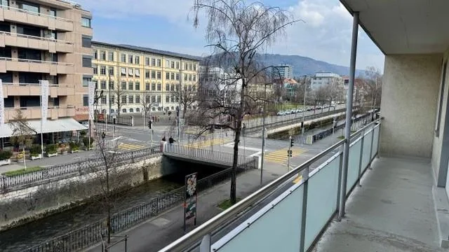 Vivre dans le centre avec vue sur la Schüss