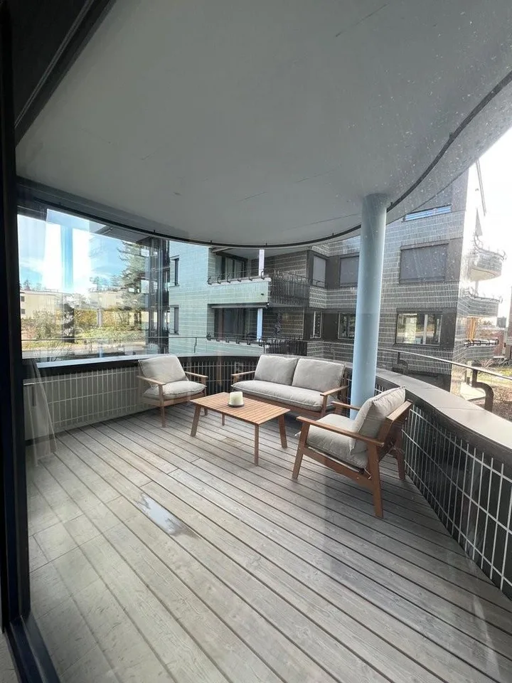 Stilvolle Neubauwohnung an zentraler Lage in Kloten!