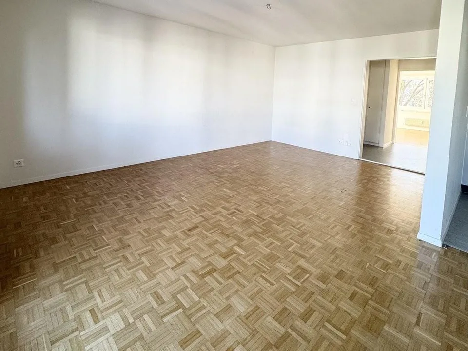 1 Monat gratis wohnen und 1 Jahr gratis Parkplatz!