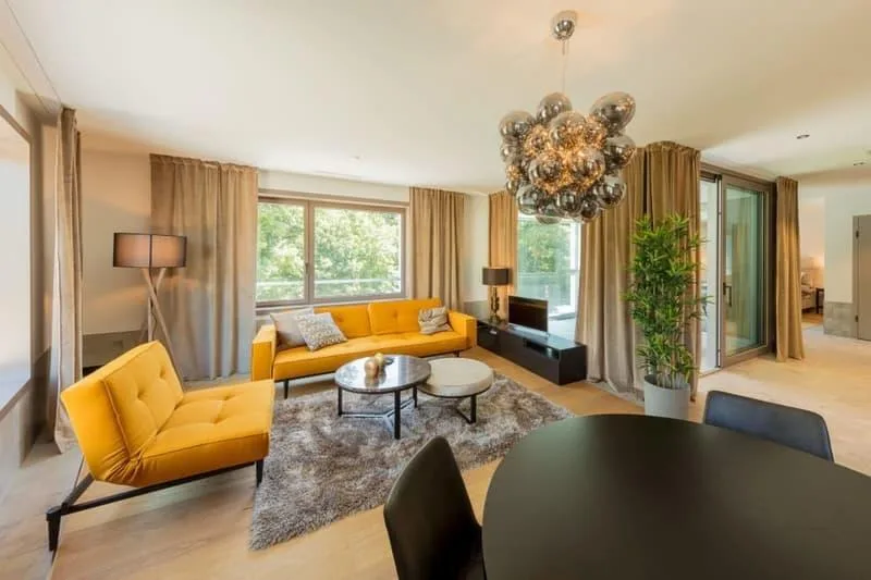 Furnished Apartment (2.5 room) with Pool, Gym, usw.