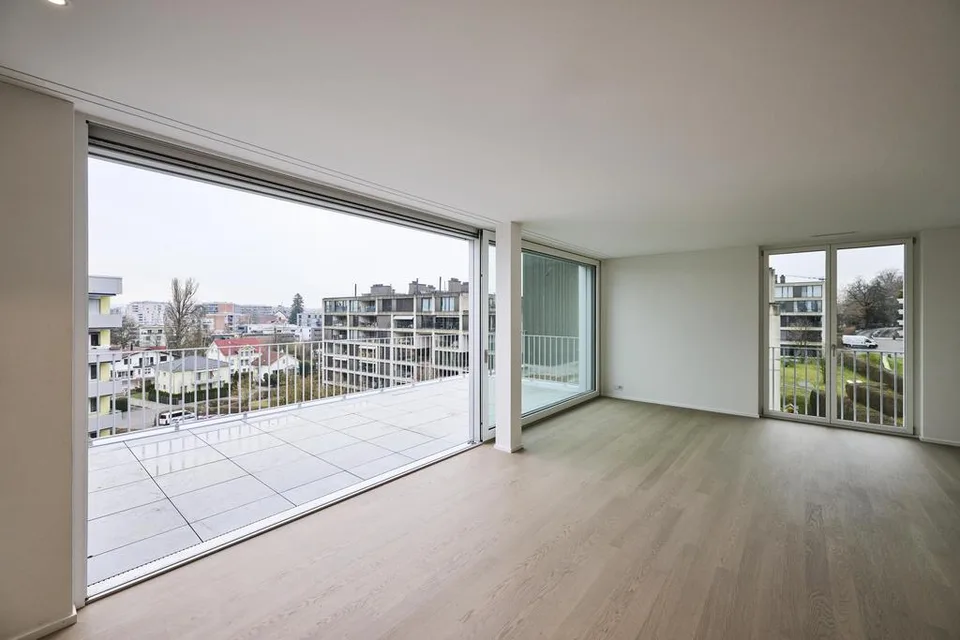 Appartamento attico esclusivo di 3,5 locali con grande terrazza