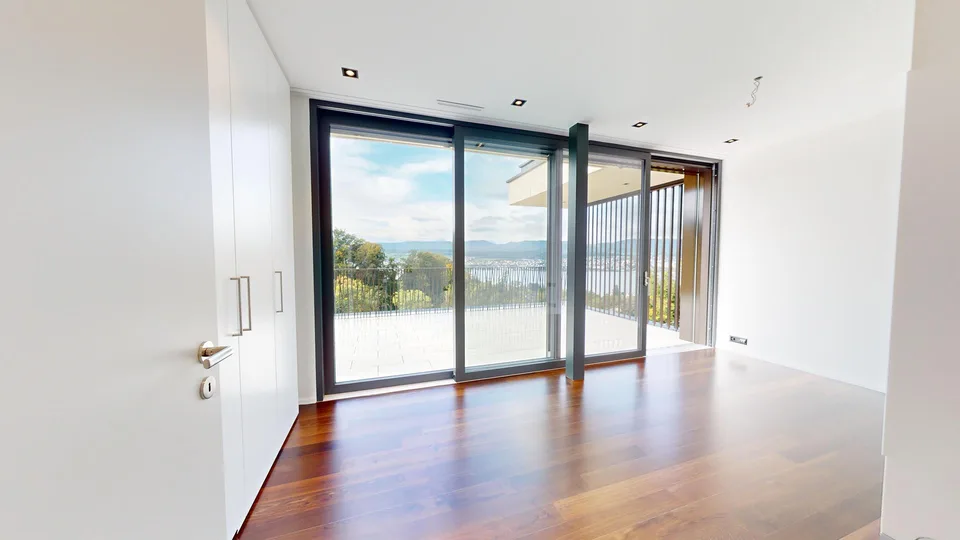 Ampia terrazza per una vista lago meravigliosa - appartamento 4,5 locali, attico – foto 8 di 13