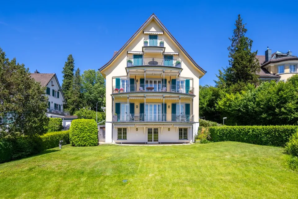 Zürichberg: ruhige Gartenwohnung mit viel Privatsphäre